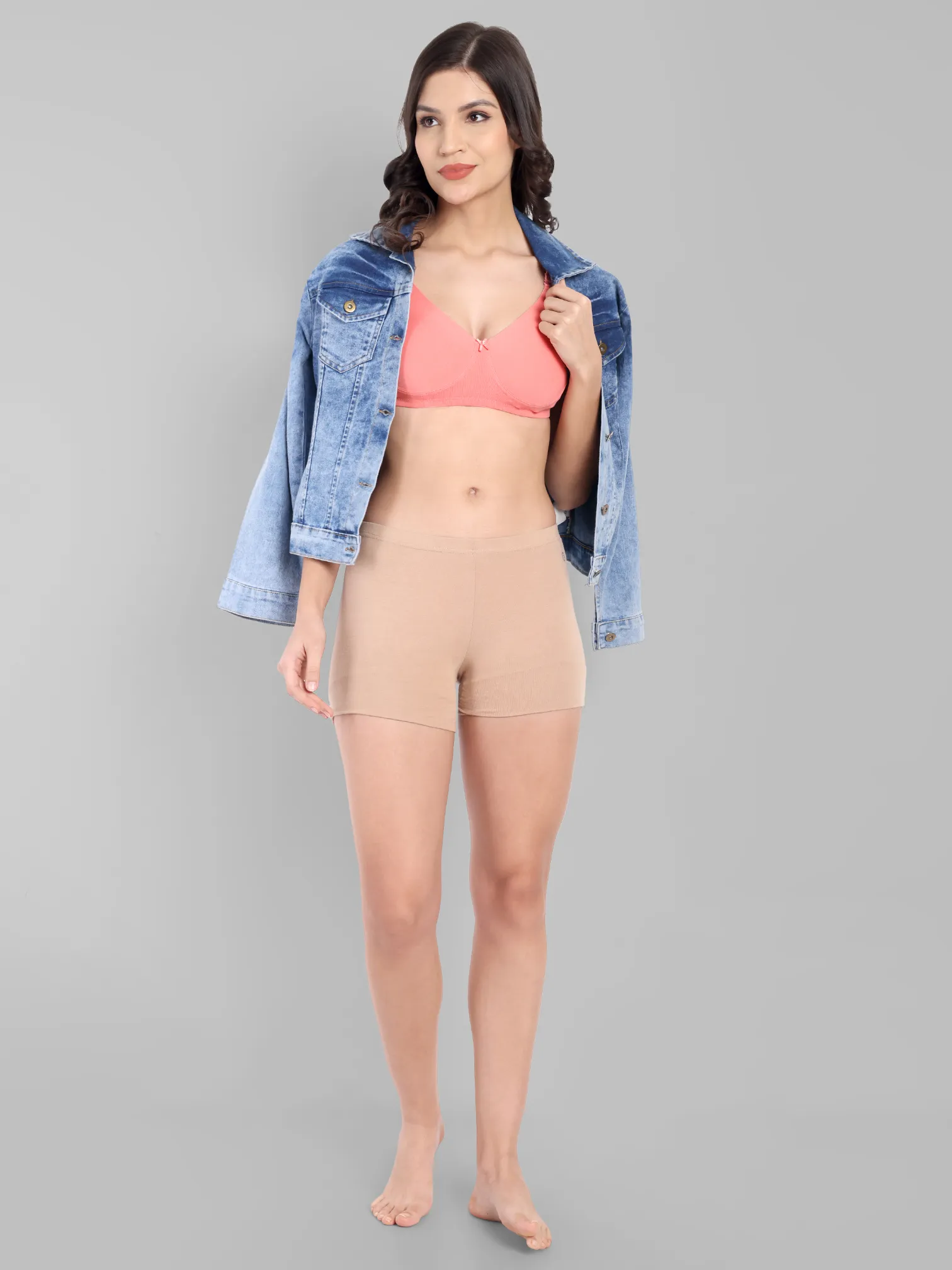ecomm female shoot